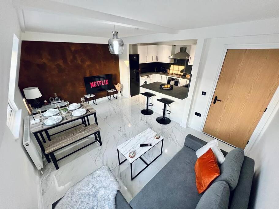 2 Bed Harbourside Penthouse With Hot Tub & Stunning Roof Terrace Apartman Weymouth Kültér fotó